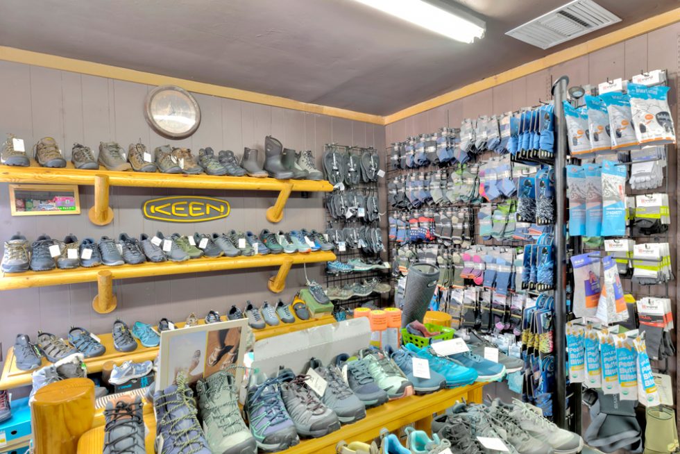 best hiking gear big bear lake ca